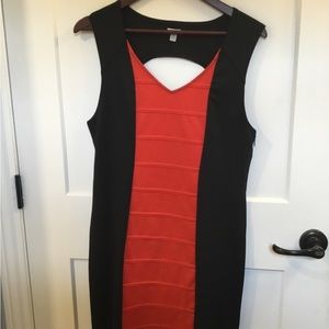Guess bodycon dress in red and black, size XL